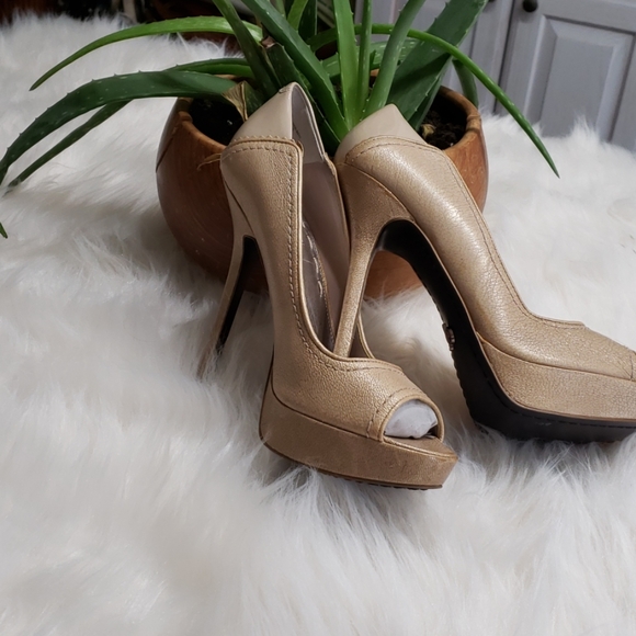 RACHEL BY RACHEL ROY HEELS - Picture 6 of 8